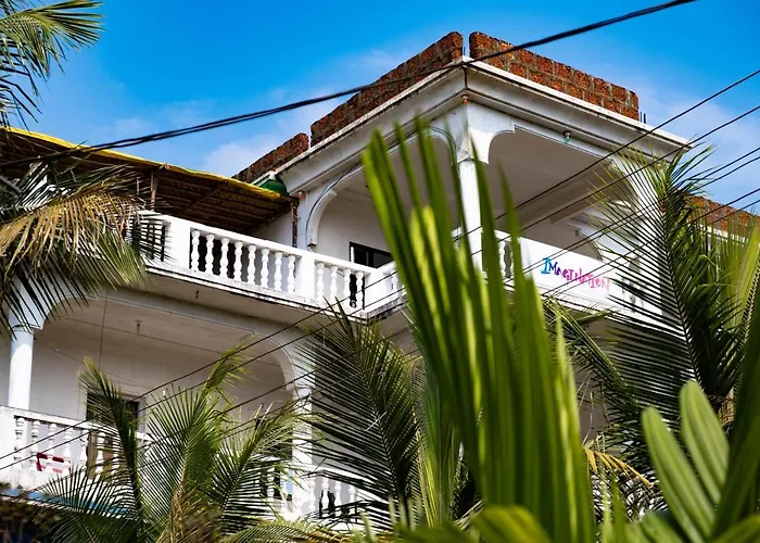 Imagination - Artists' Hostel, Arambol